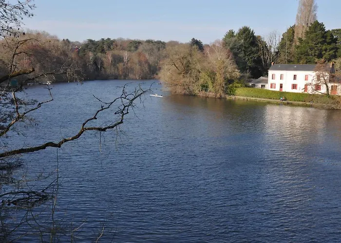 Grand Et Lumineux T2 A 2 Pas De La Riviere Erdre Et Proche Du Centre
